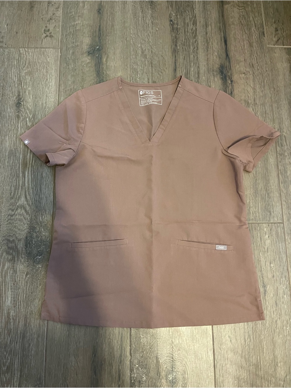 FIGS Casma Three-Pocket Scrub Top Smokey Taupe Size Medium